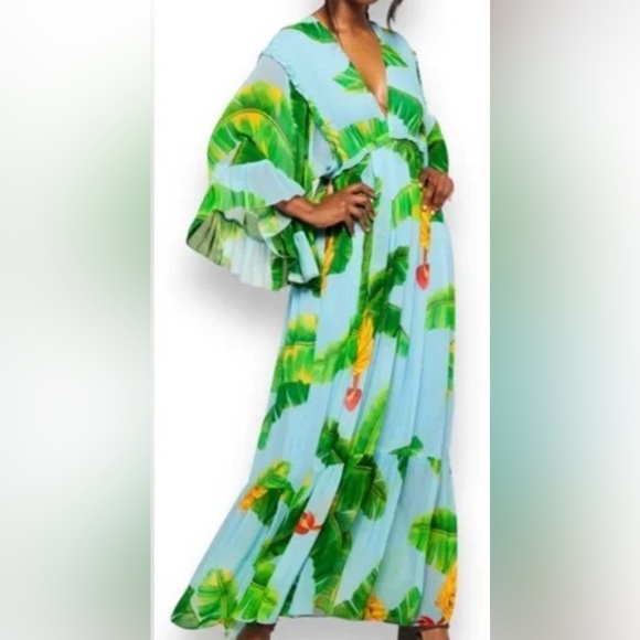 FARM Rio Dresses & Skirts - FARM Rio Fresh Bananas Butterfly-Sleeve Maxi Dress